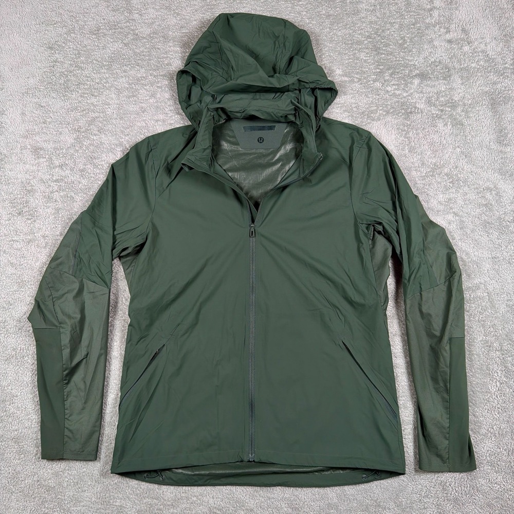 Lululemon Active Jacket Mens Small Green Hooded Reflective Lightweight Full Zip
